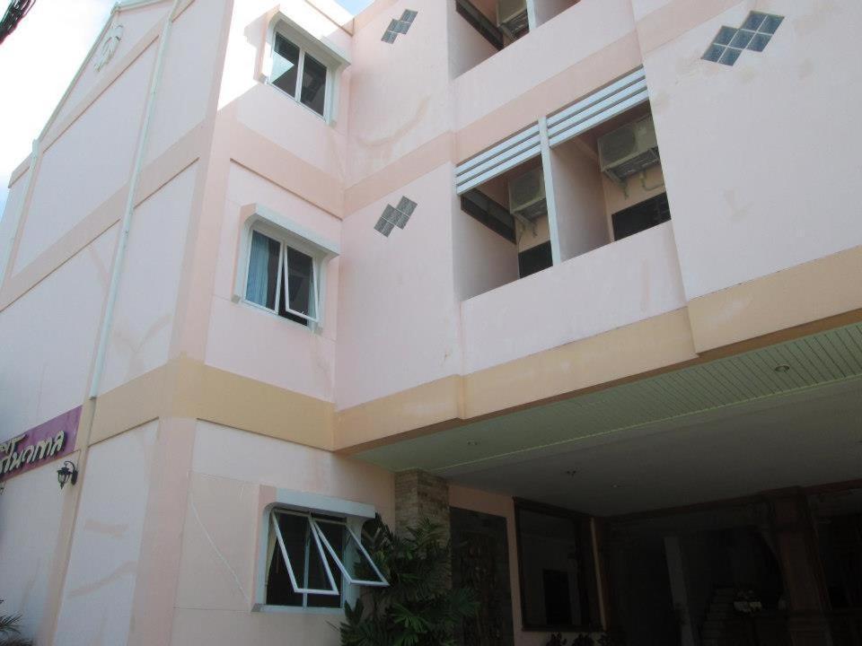 Dalha Renovtel Hotel Nakhon Phanom Dış mekan fotoğraf